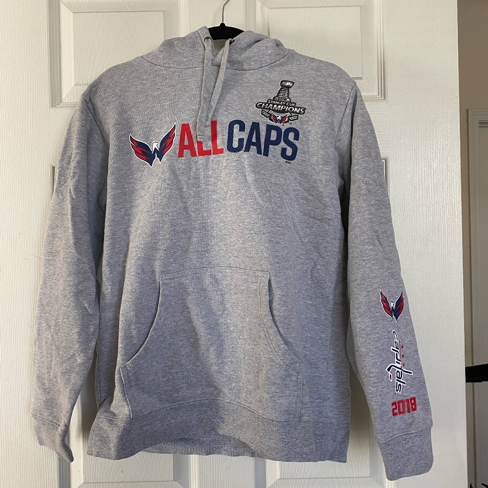 Washington Capitals "ALLCAPS" Sweatshirt, Unisex Medium